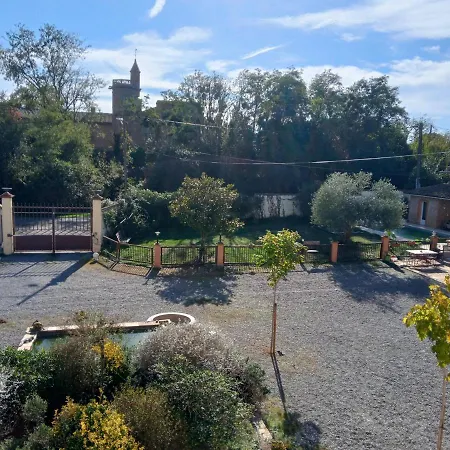 Batisse Historique Proche Et Forets Otel Saveres