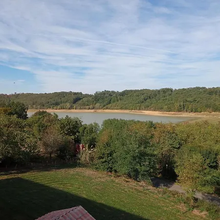 Homestay Batisse Historique Proche Lac Et Forets